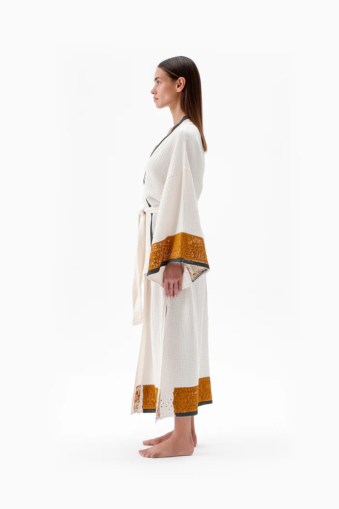 İki Kız Crinkle Kimono