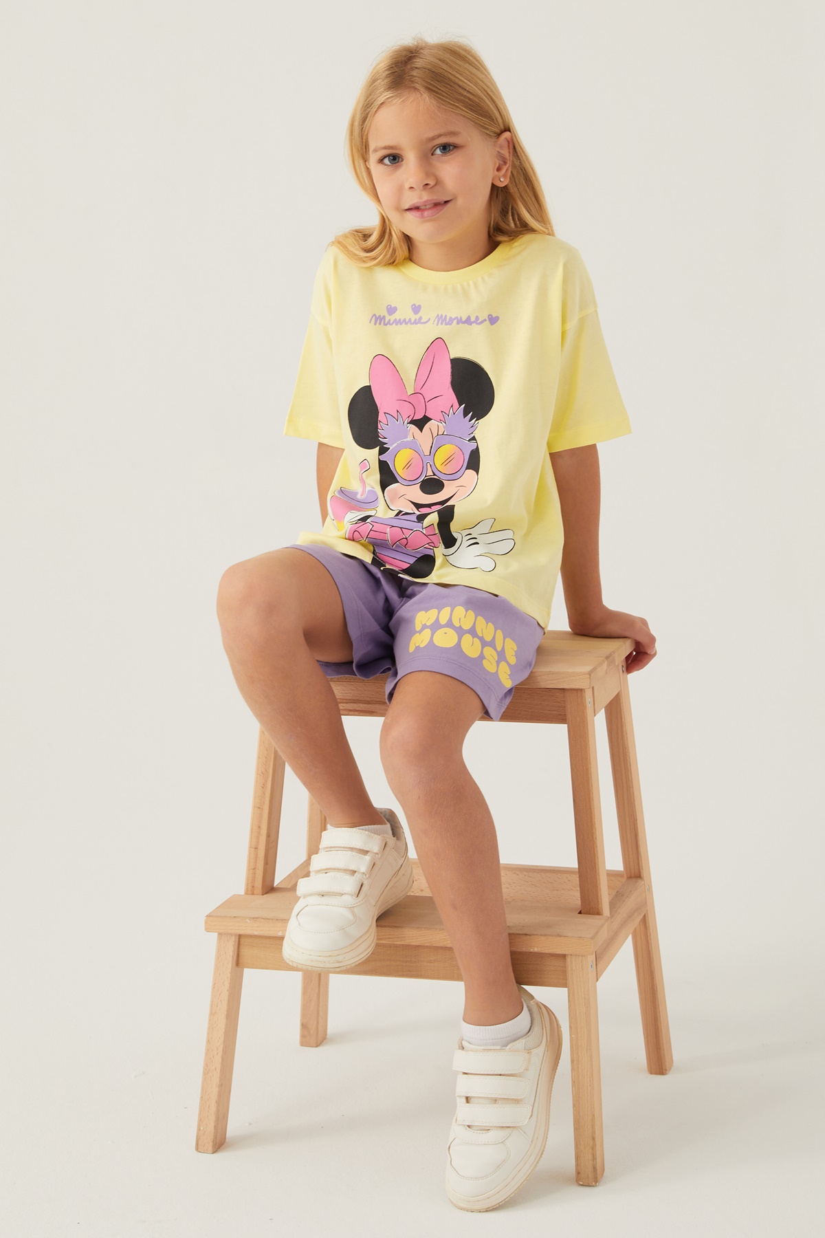 Minnie Mouse 4888 Pamuklu Kısa Kollu Kız Çocuk Şort Takım