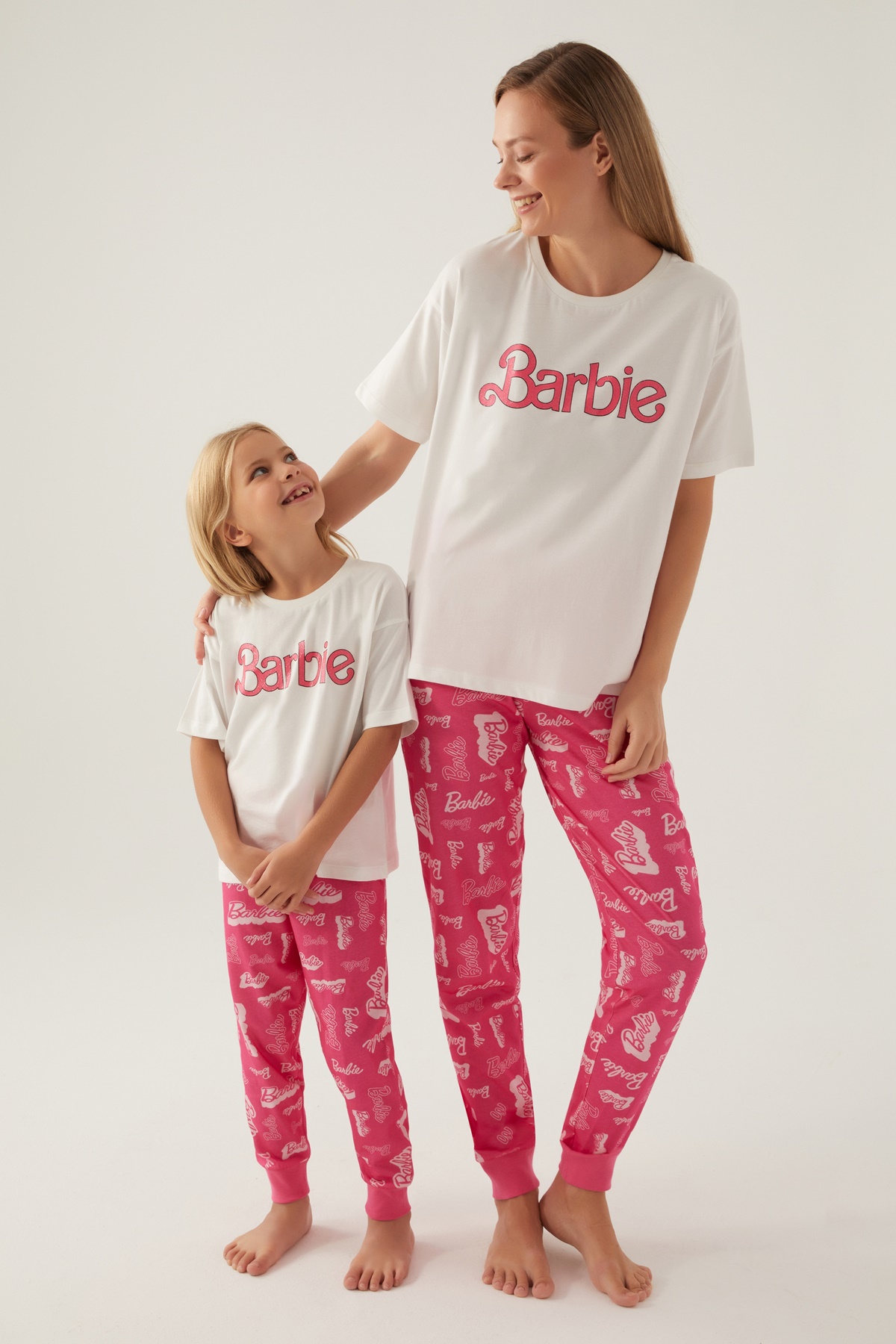 Barbie 1704 Pamuklu Anne Kız Kısa Kollu Kız Çocuk Pijama Takımı