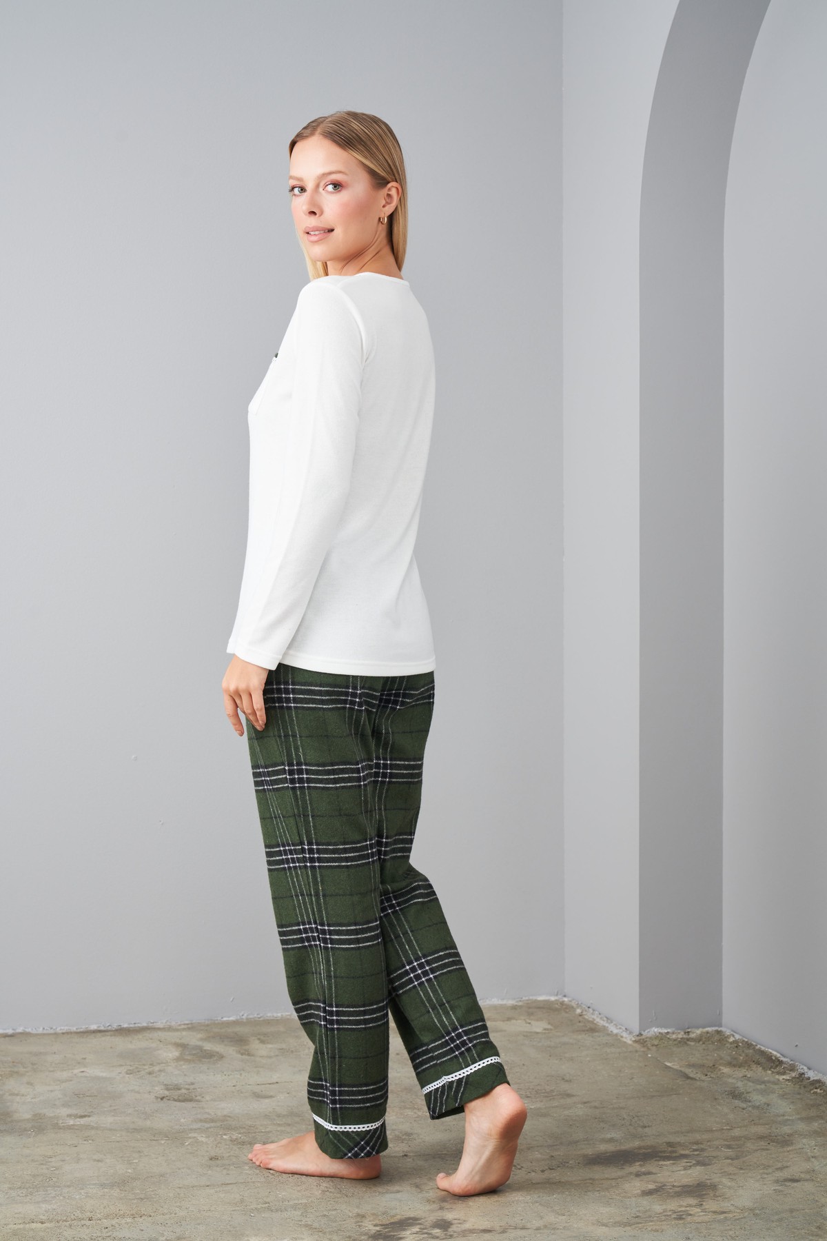 PJS 24561 KADIN EKOSE PİJAMA TAKIMI-Yeşi̇l